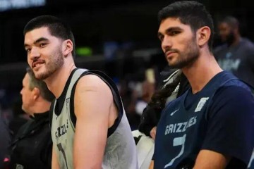 1支球队4人赛季报销！这恐怖的伤病潮！！